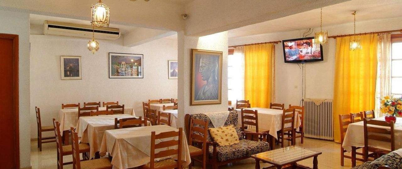 Hotel Orfeas ذلفي المظهر الخارجي الصورة